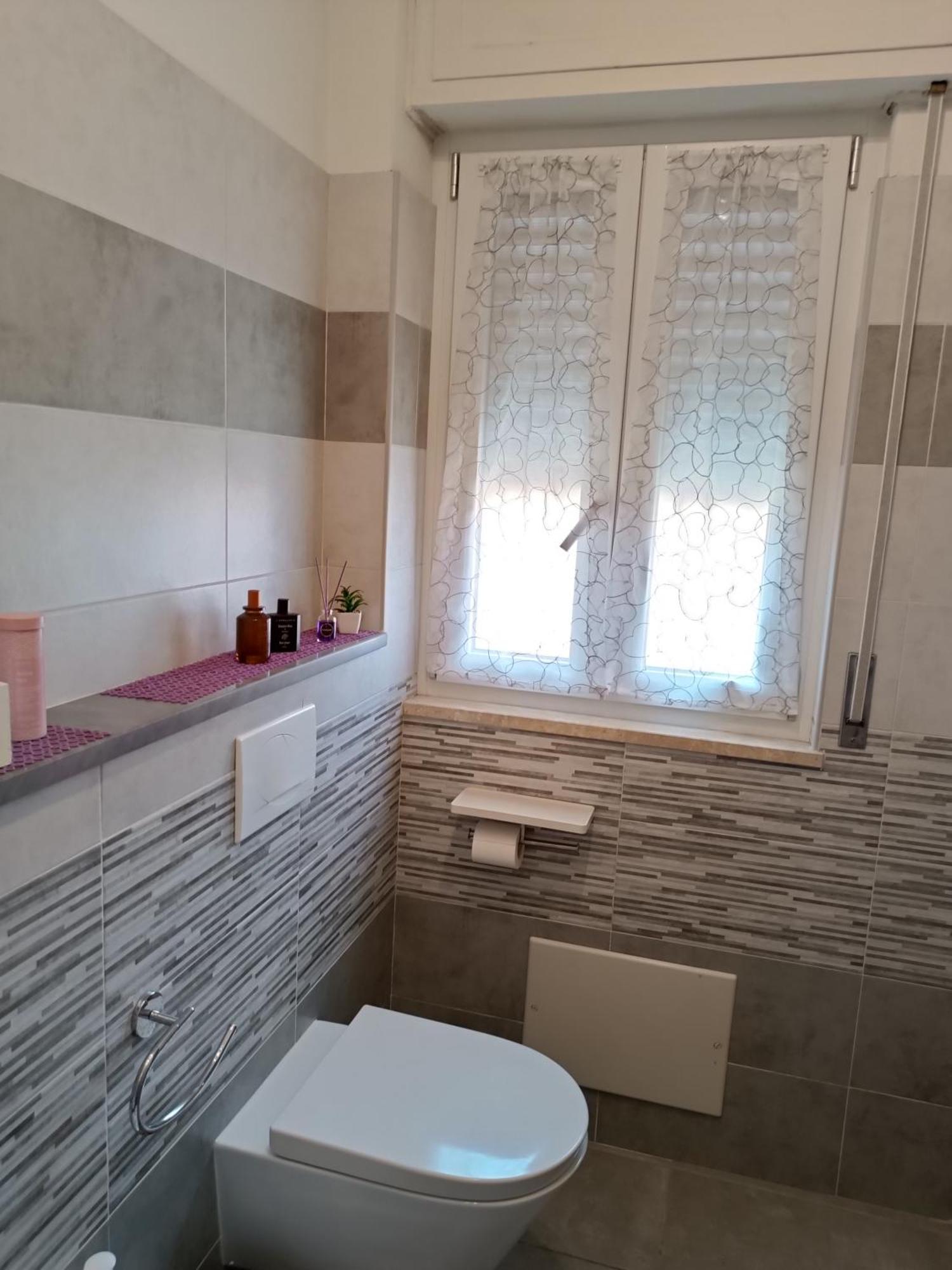 Апартаменты Ale'S House Монсеррато Экстерьер фото